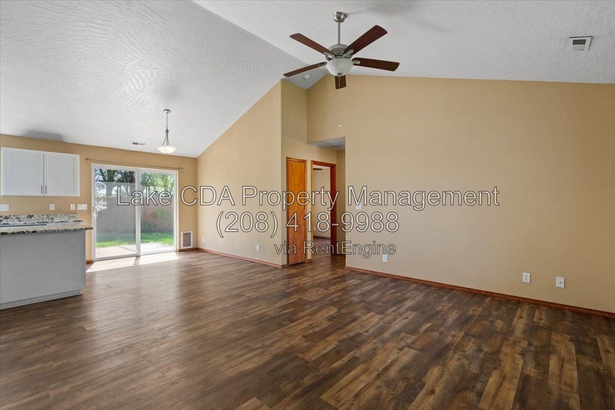 Clean 3-Bed Home with Granite, RV Parking & Included Utilities in Hayden! property image