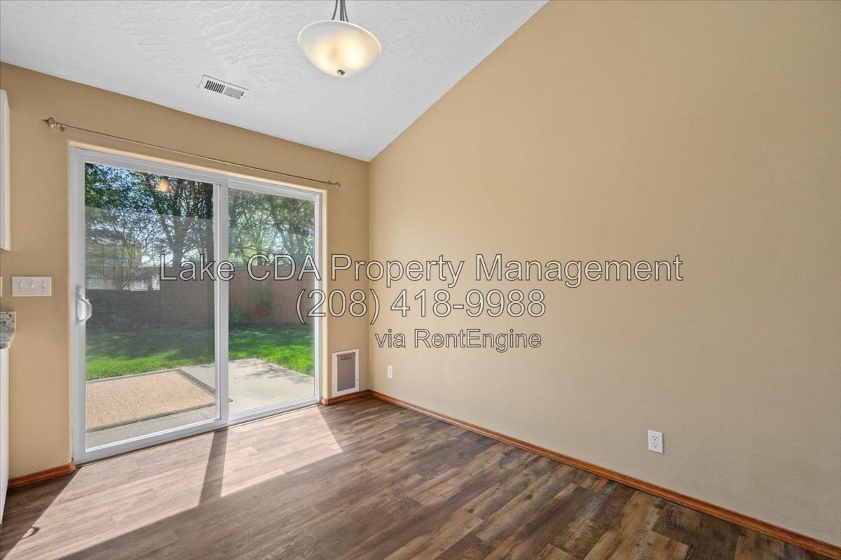 Clean 3-Bed Home with Granite, RV Parking & Included Utilities in Hayden! property image
