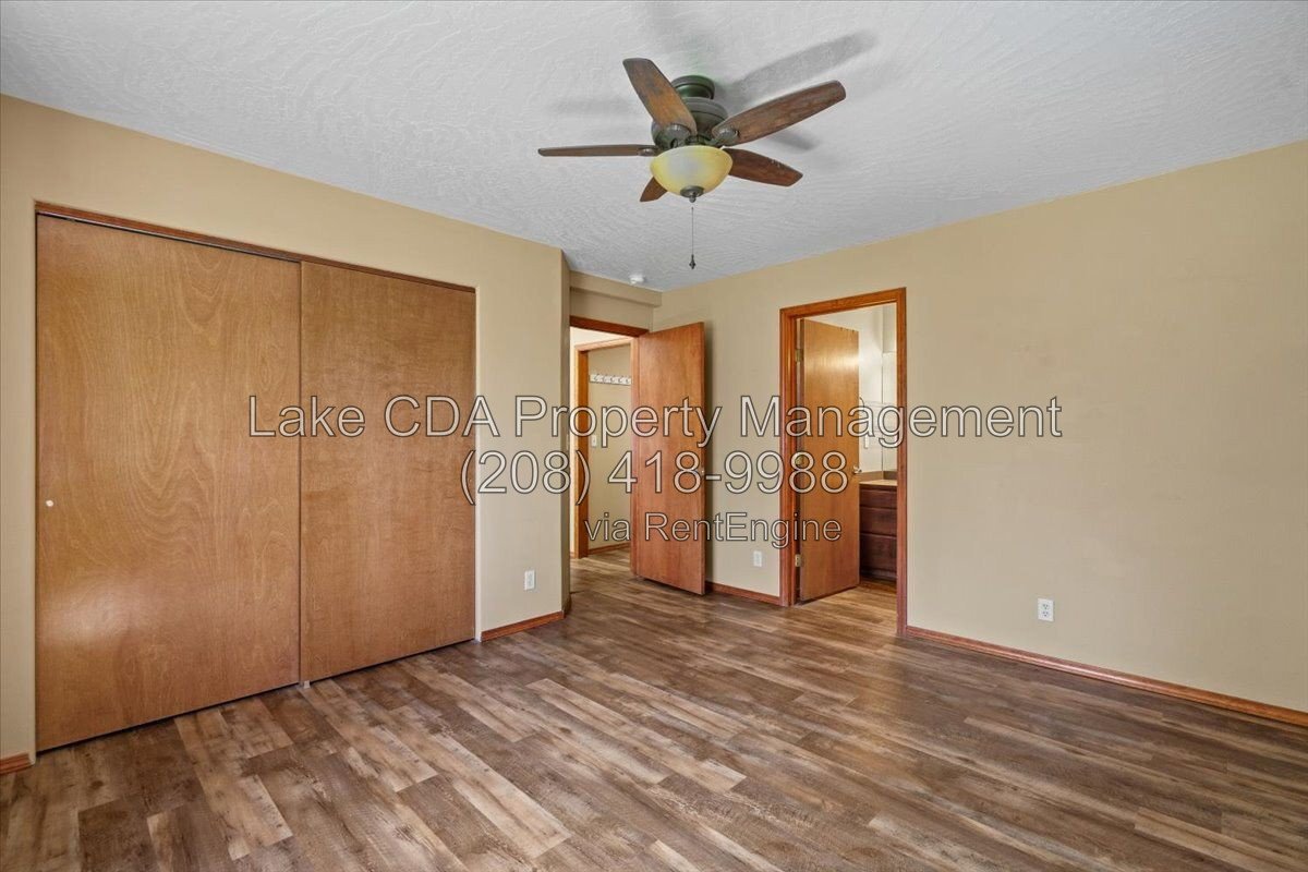 Clean 3-Bed Home with Granite, RV Parking & Included Utilities in Hayden! property image