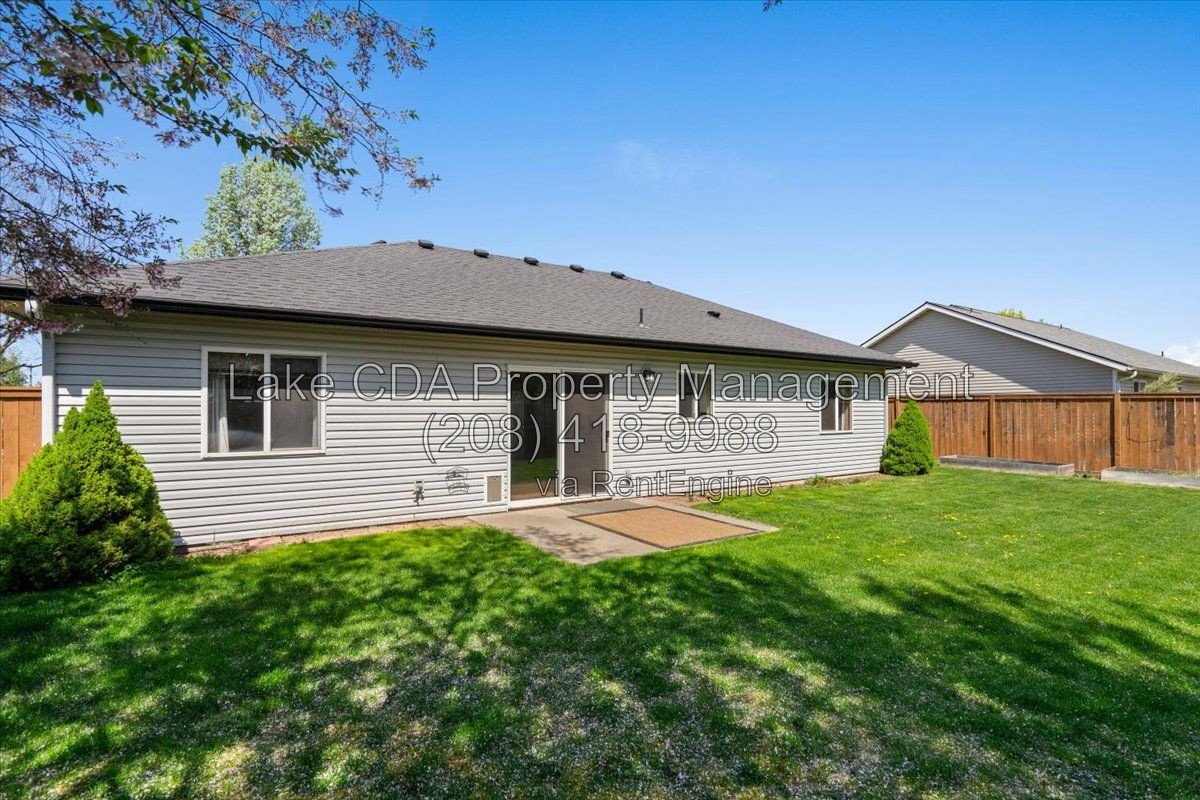 Clean 3-Bed Home with Granite, RV Parking & Included Utilities in Hayden! property image