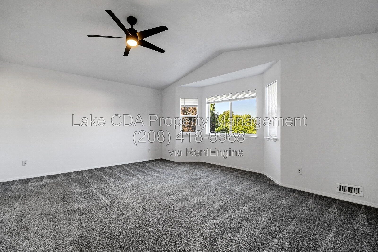 4 Bed, 2.5 Bath Room with Bonus Room, no HOA! property image