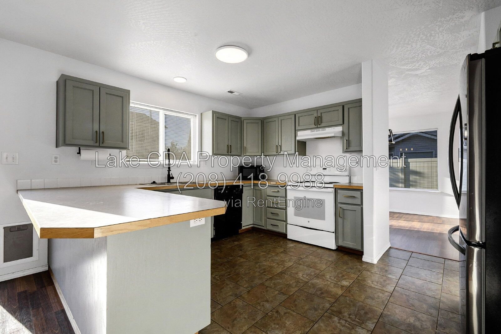 4 Bed, 2.5 Bath Room with Bonus Room, no HOA! property image