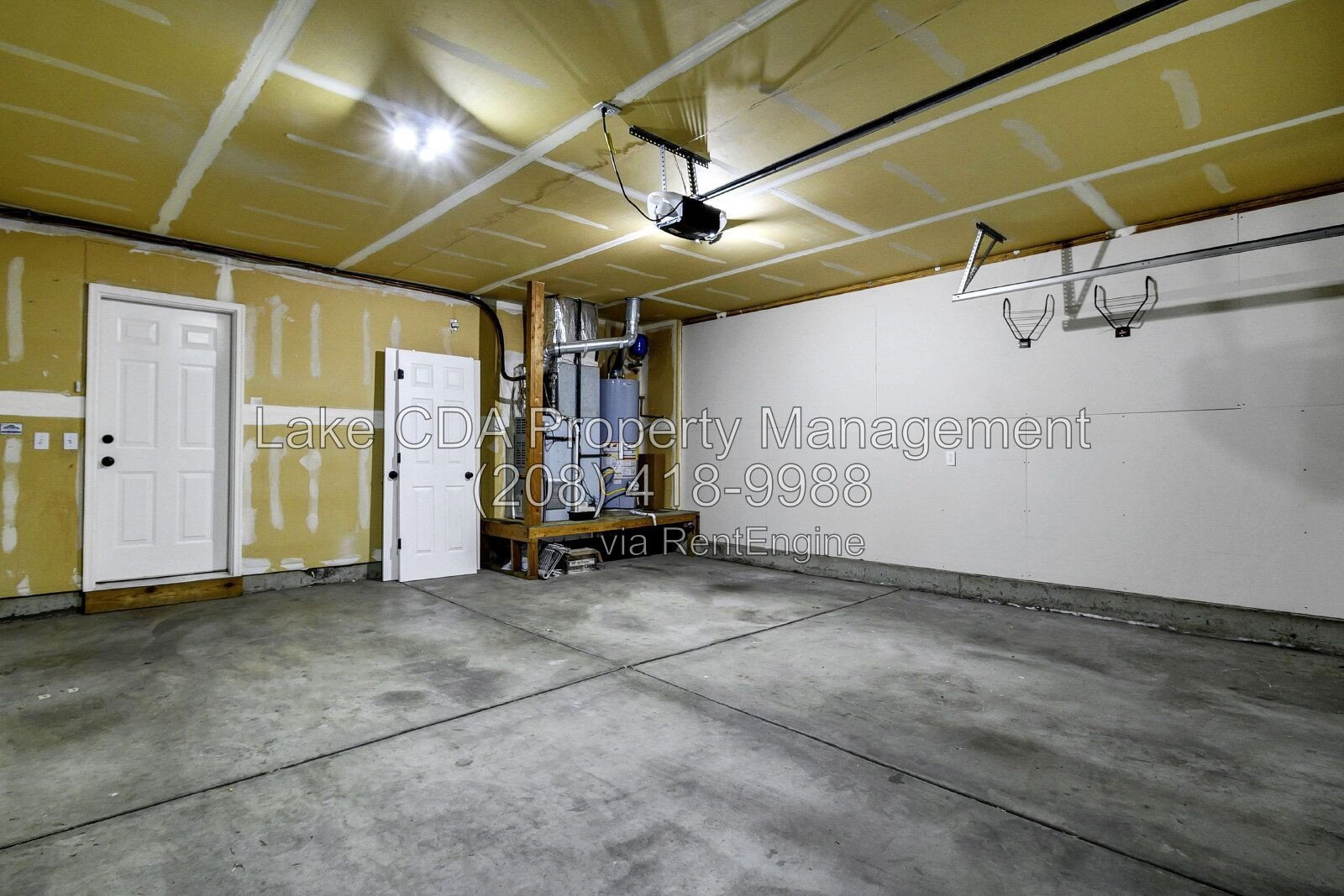4 Bed, 2.5 Bath Room with Bonus Room, no HOA! property image