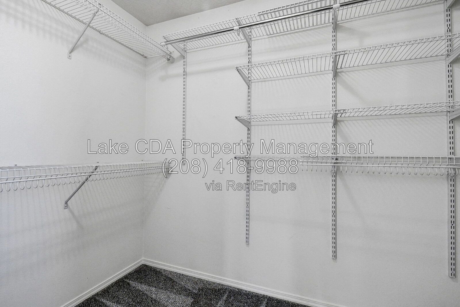 4 Bed, 2.5 Bath Room with Bonus Room, no HOA! property image