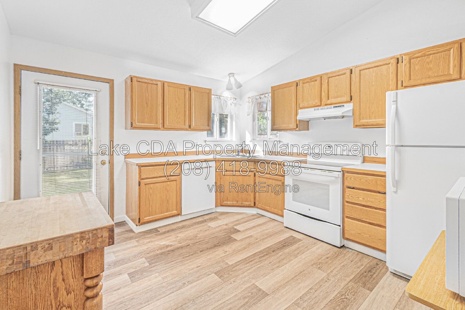2 Bedroom 1 Bathroom House with Garage in CDA! property image