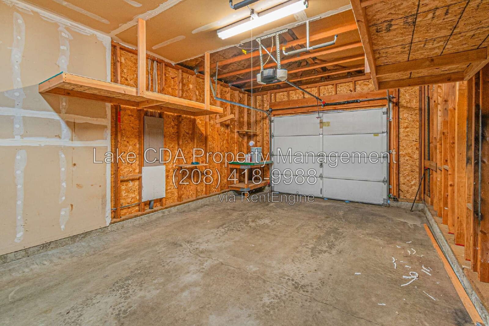 2 Bedroom 1 Bathroom House with Garage in CDA! property image
