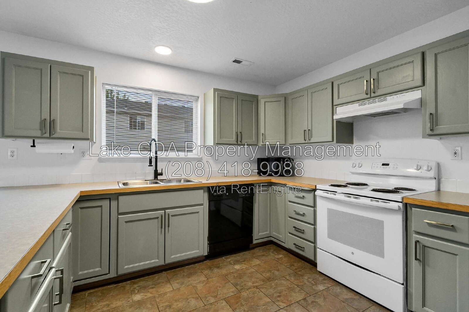 4 Bed, 2.5 Bath Room with Bonus Room, no HOA! property image