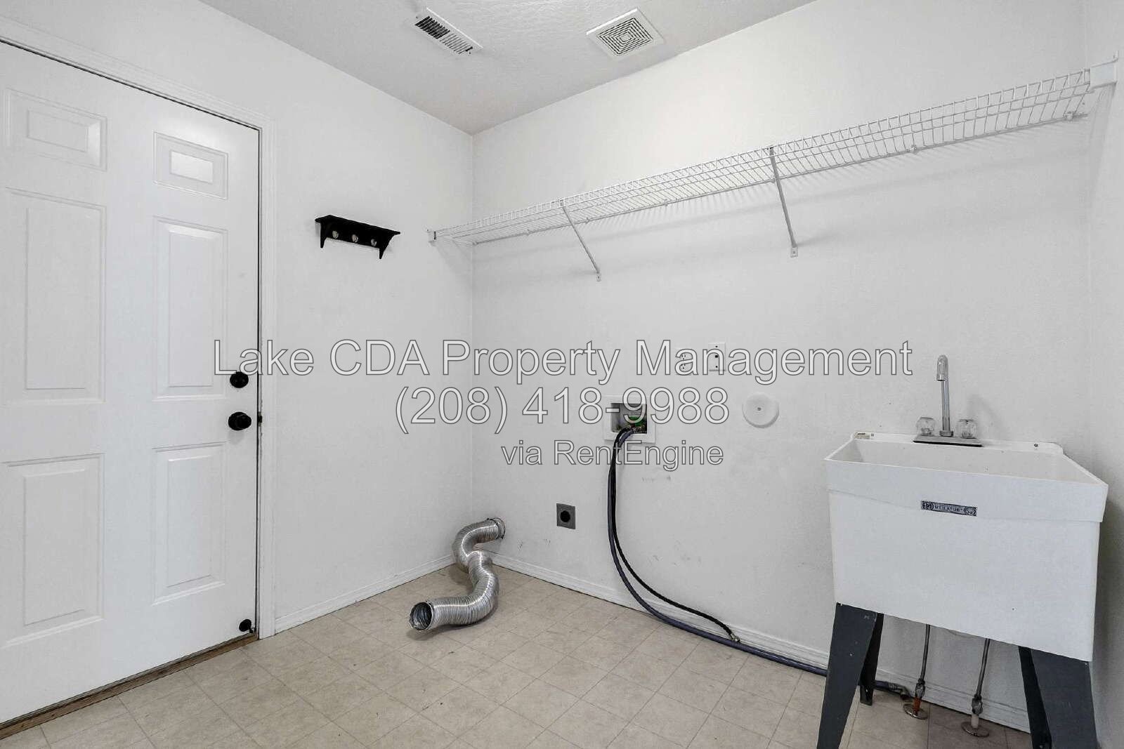 4 Bed, 2.5 Bath Room with Bonus Room, no HOA! property image