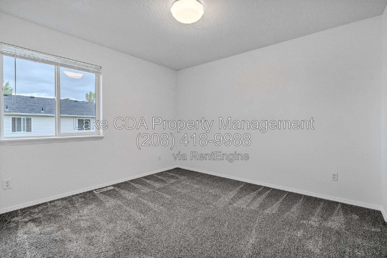 4 Bed, 2.5 Bath Room with Bonus Room, no HOA! property image
