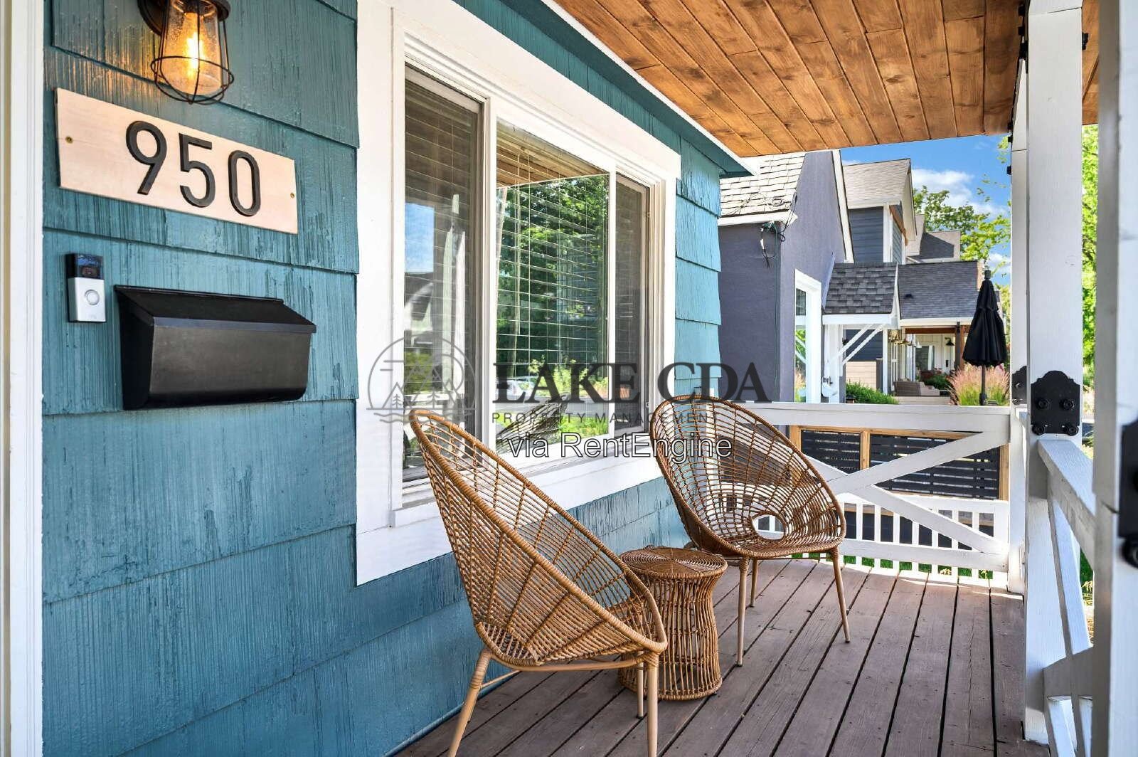 Furnished! Charming and Beautiful 4-Bed, 2-Bath Home in the Heart of Coeur D'Alene. property image
