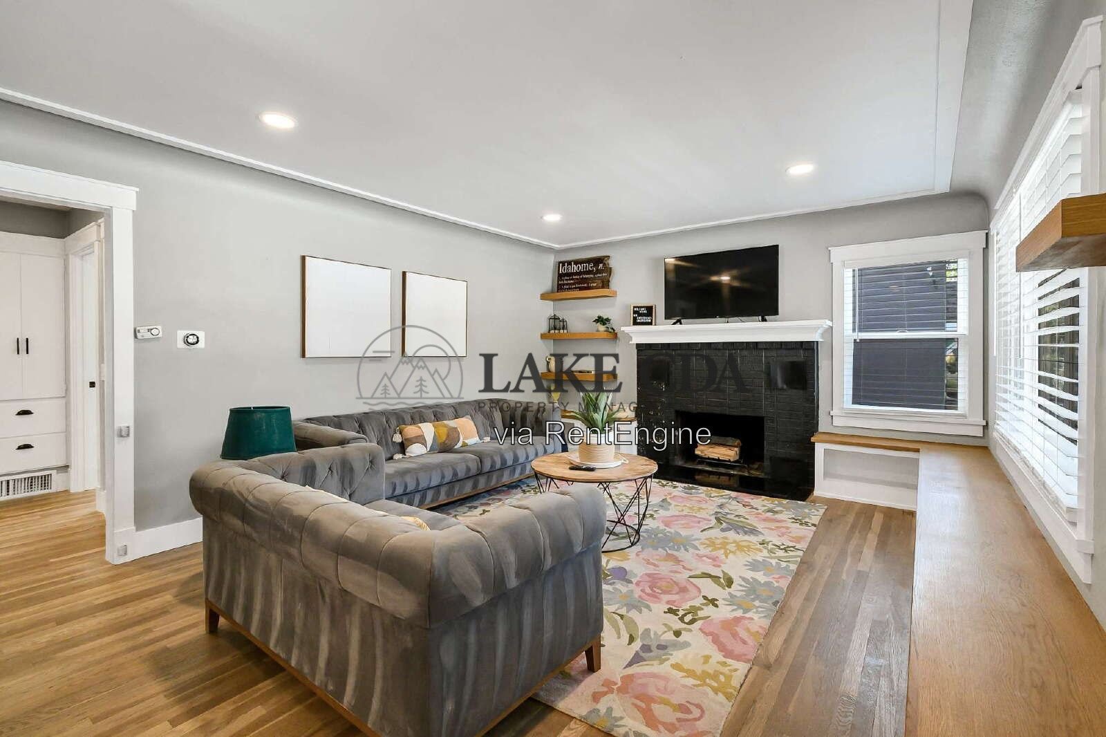 Furnished! Charming and Beautiful 4-Bed, 2-Bath Home in the Heart of Coeur D'Alene. property image