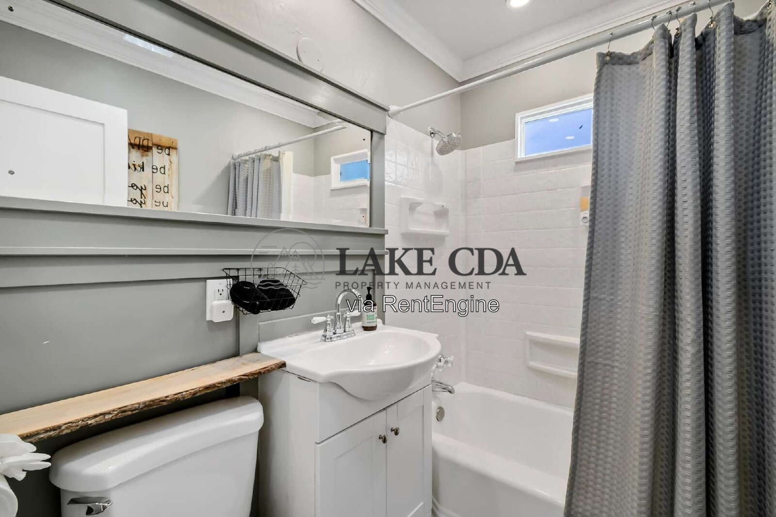 Furnished! Charming and Beautiful 4-Bed, 2-Bath Home in the Heart of Coeur D'Alene. property image