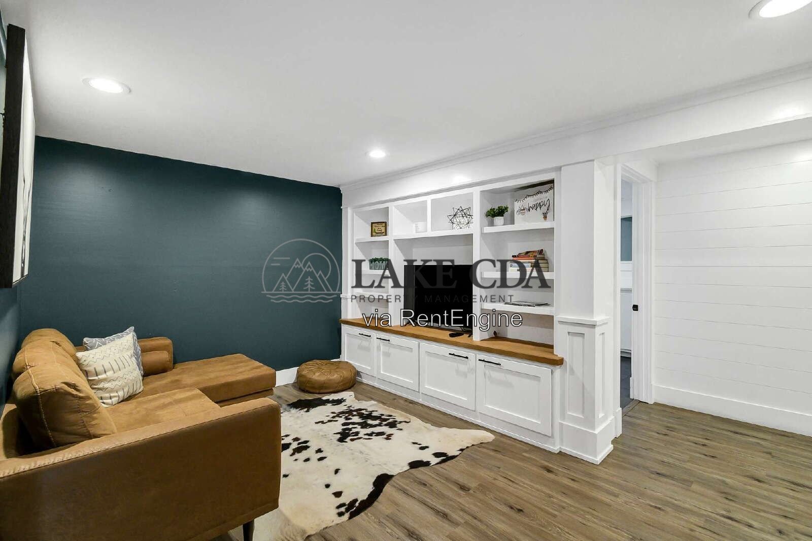 Furnished! Charming and Beautiful 4-Bed, 2-Bath Home in the Heart of Coeur D'Alene. property image