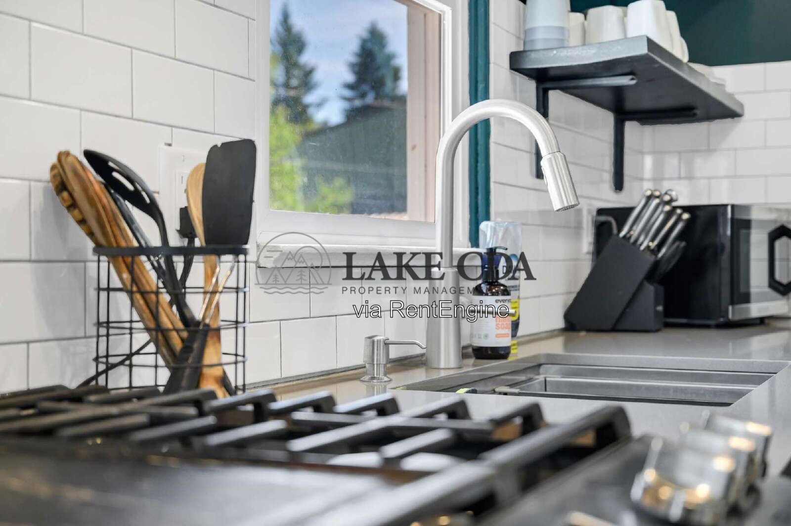 Furnished! Charming and Beautiful 4-Bed, 2-Bath Home in the Heart of Coeur D'Alene. property image