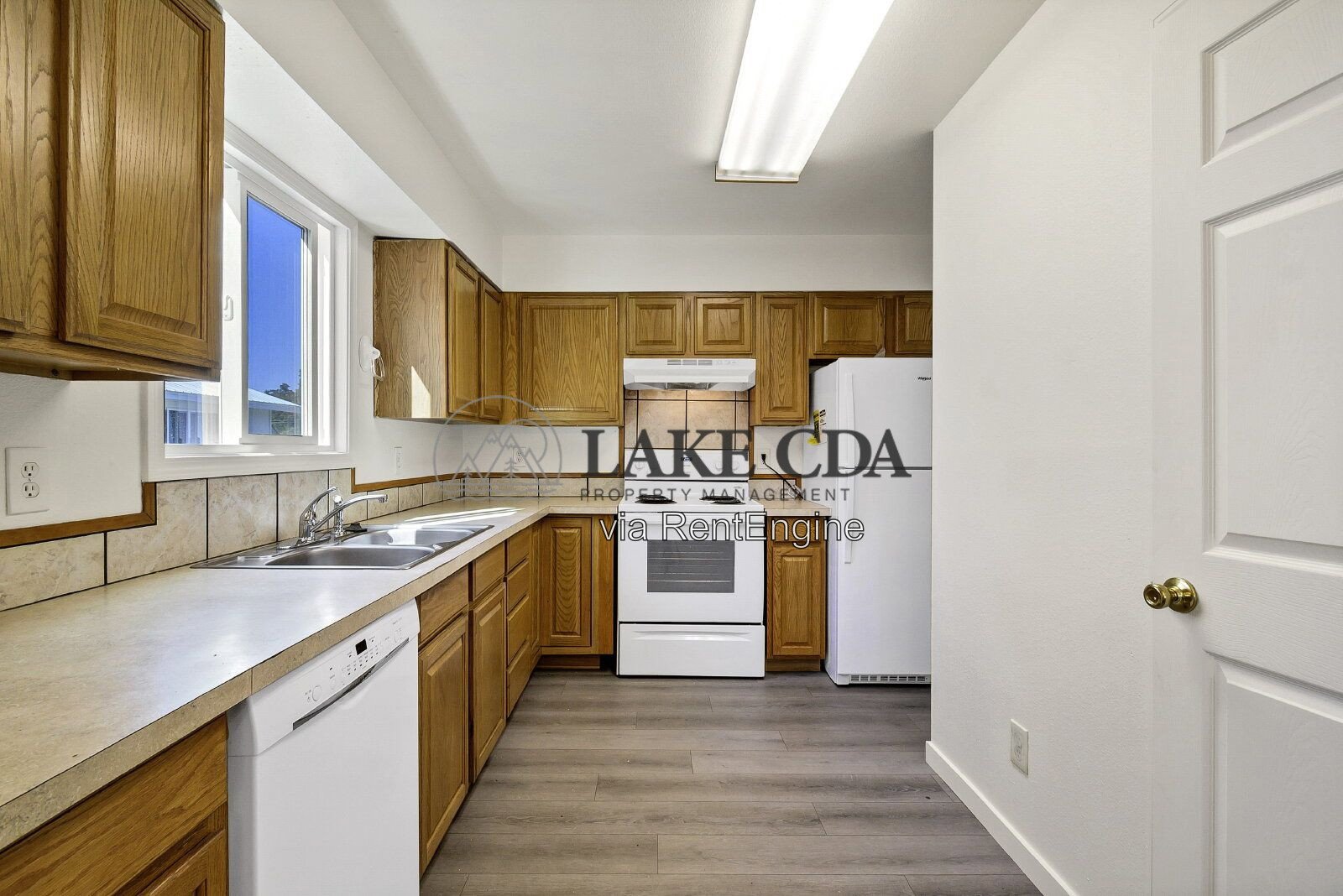 3 Bedroom, 1 Bathroom - Prime Coeur d'Alene Location - 1000 Sq. Ft. property image