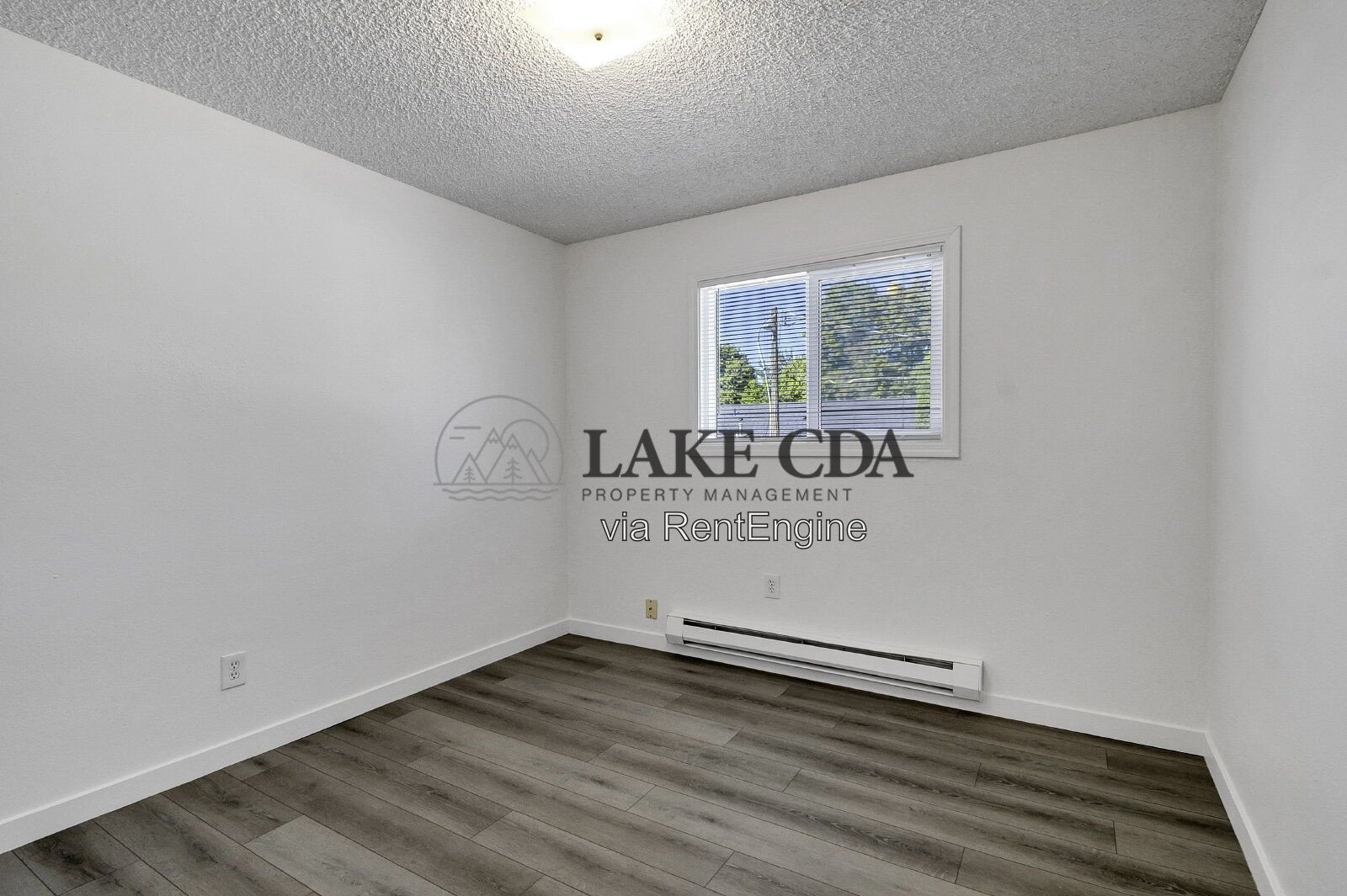 3 Bedroom, 1 Bathroom - Prime Coeur d'Alene Location - 1000 Sq. Ft. property image