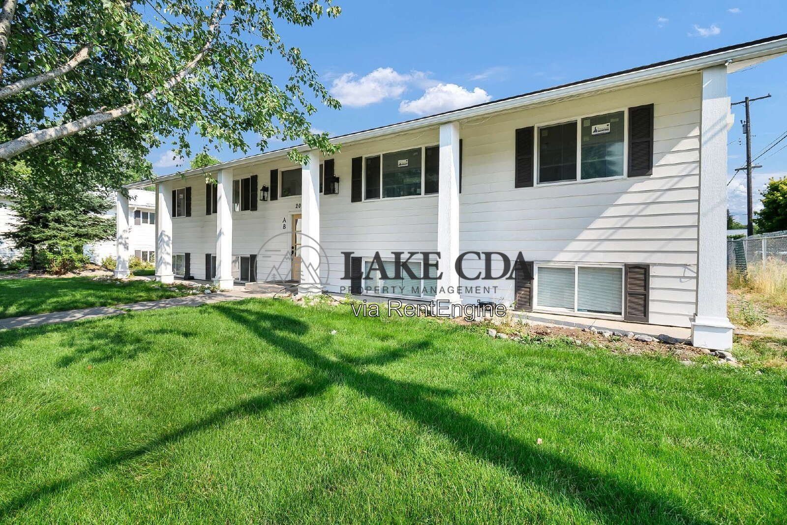 3 Bedroom, 1 Bathroom - Prime Coeur d'Alene Location - 1000 Sq. Ft. property image