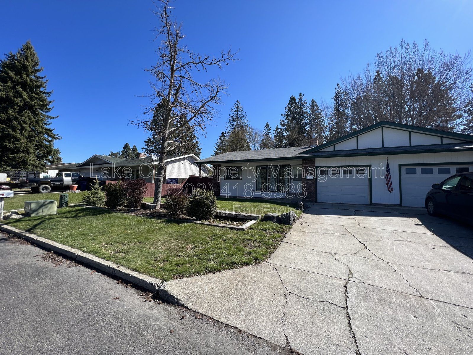 3412 N Belmont Drive | Coeur d'Alene, ID 83815
4 Bed | 2 Bath | 1,745 Sq Ft | Duplex property image