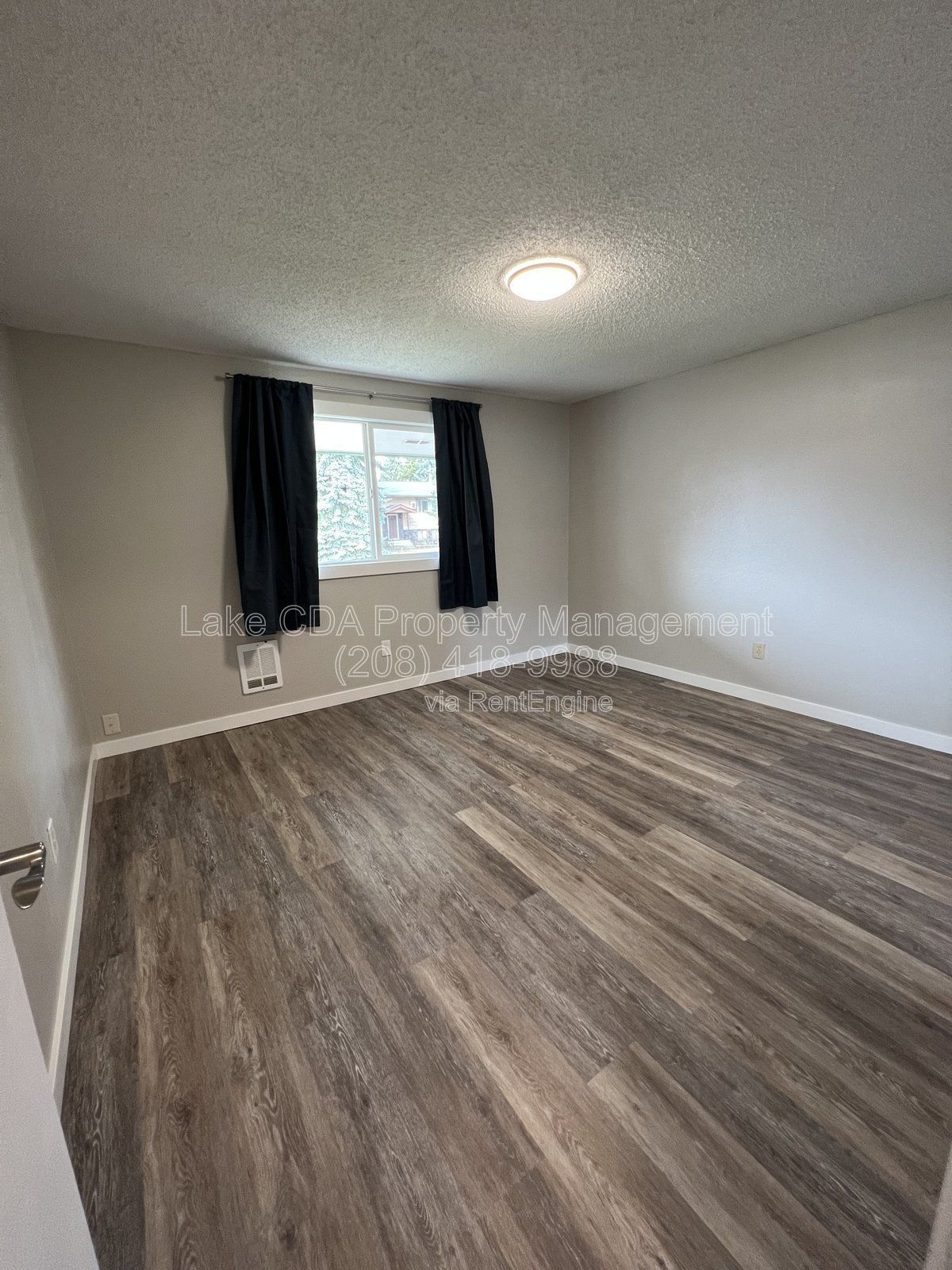 3412 N Belmont Drive | Coeur d'Alene, ID 83815
4 Bed | 2 Bath | 1,745 Sq Ft | Duplex property image