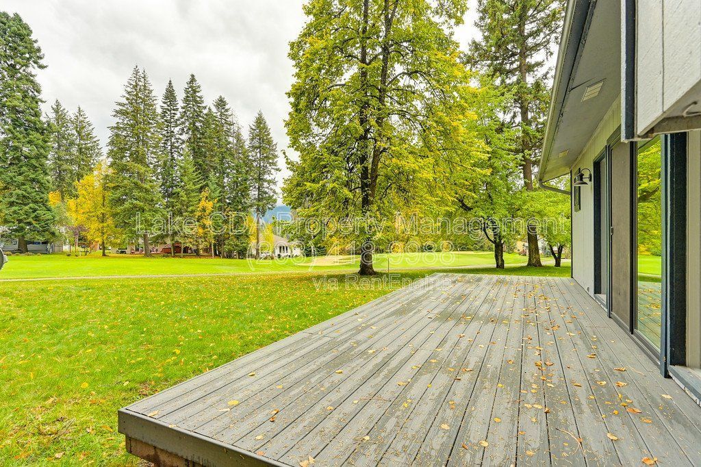 Avondale Golf Course Home in Hayden — 5 Bed | 3.5 Bath | 2,283 Sq Ft property image