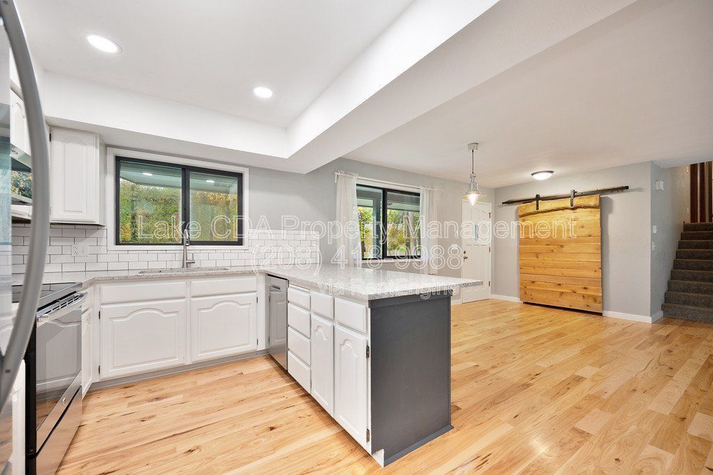 Avondale Golf Course Home in Hayden — 5 Bed | 3.5 Bath | 2,283 Sq Ft property image