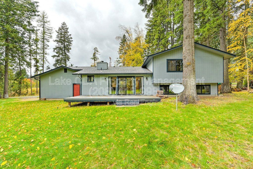 Avondale Golf Course Home in Hayden — 5 Bed | 3.5 Bath | 2,283 Sq Ft property image