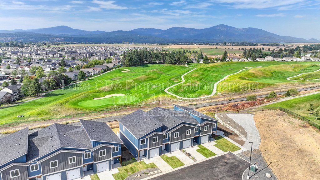 New Townhouse Golf Course Living - 3 Bed 2.5 Bath - $2,195 per month! property image