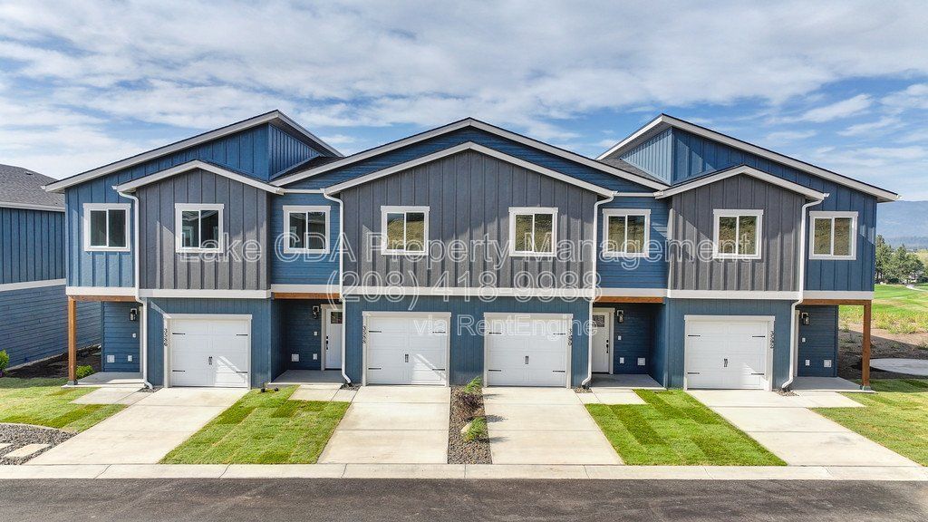New Townhouse Golf Course Living - 3 Bed 2.5 Bath - $2,195 per month! property image