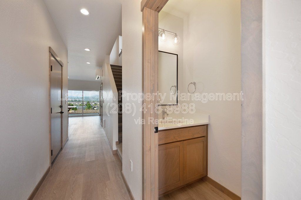 New Townhouse Golf Course Living - 3 Bed 2.5 Bath - $2,195 per month! property image