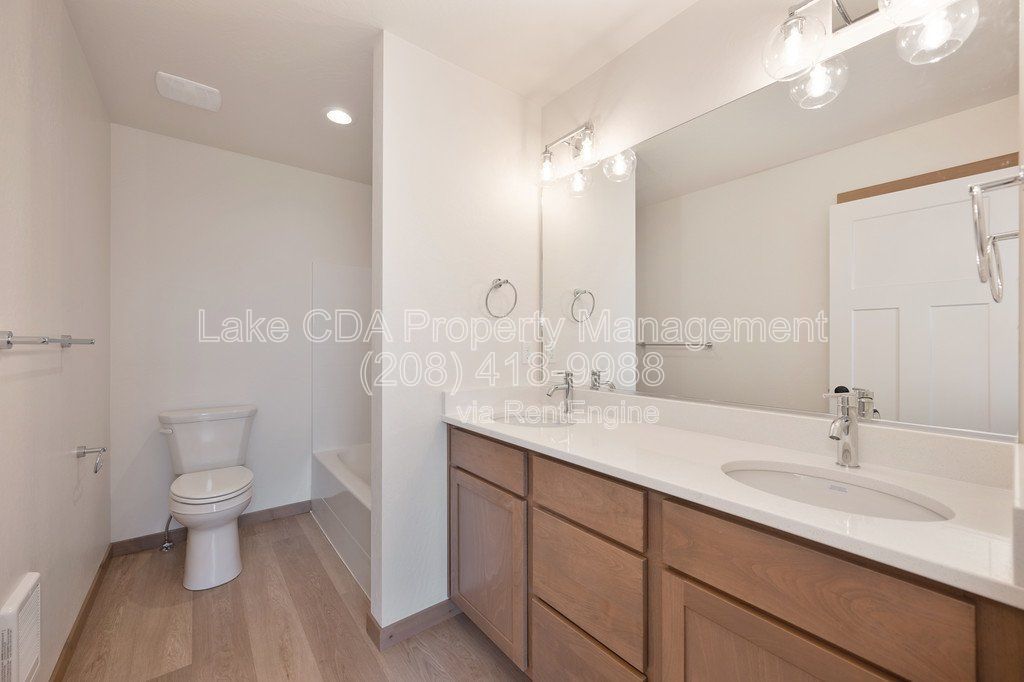 New Townhouse Golf Course Living - 3 Bed 2.5 Bath - $2,195 per month! property image