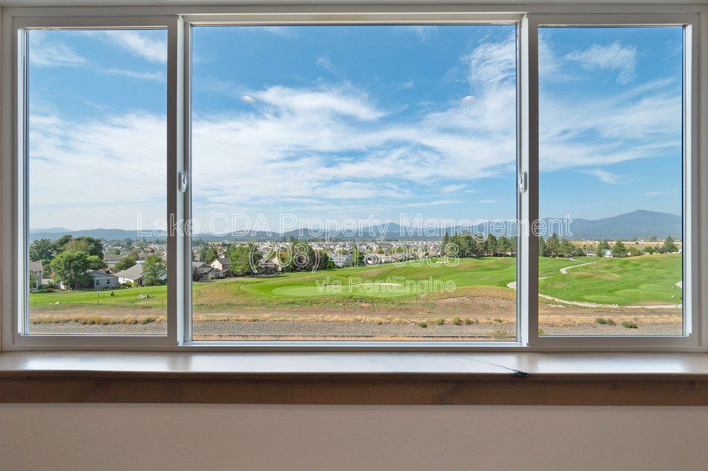 New Townhouse Golf Course Living - 3 Bed 2.5 Bath - $2,195 per month! property image