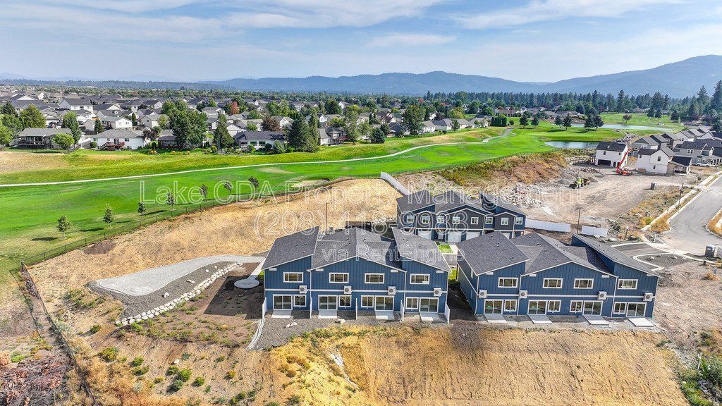 New Townhouse Golf Course Living - 3 Bed 2.5 Bath - $2,195 per month! property image