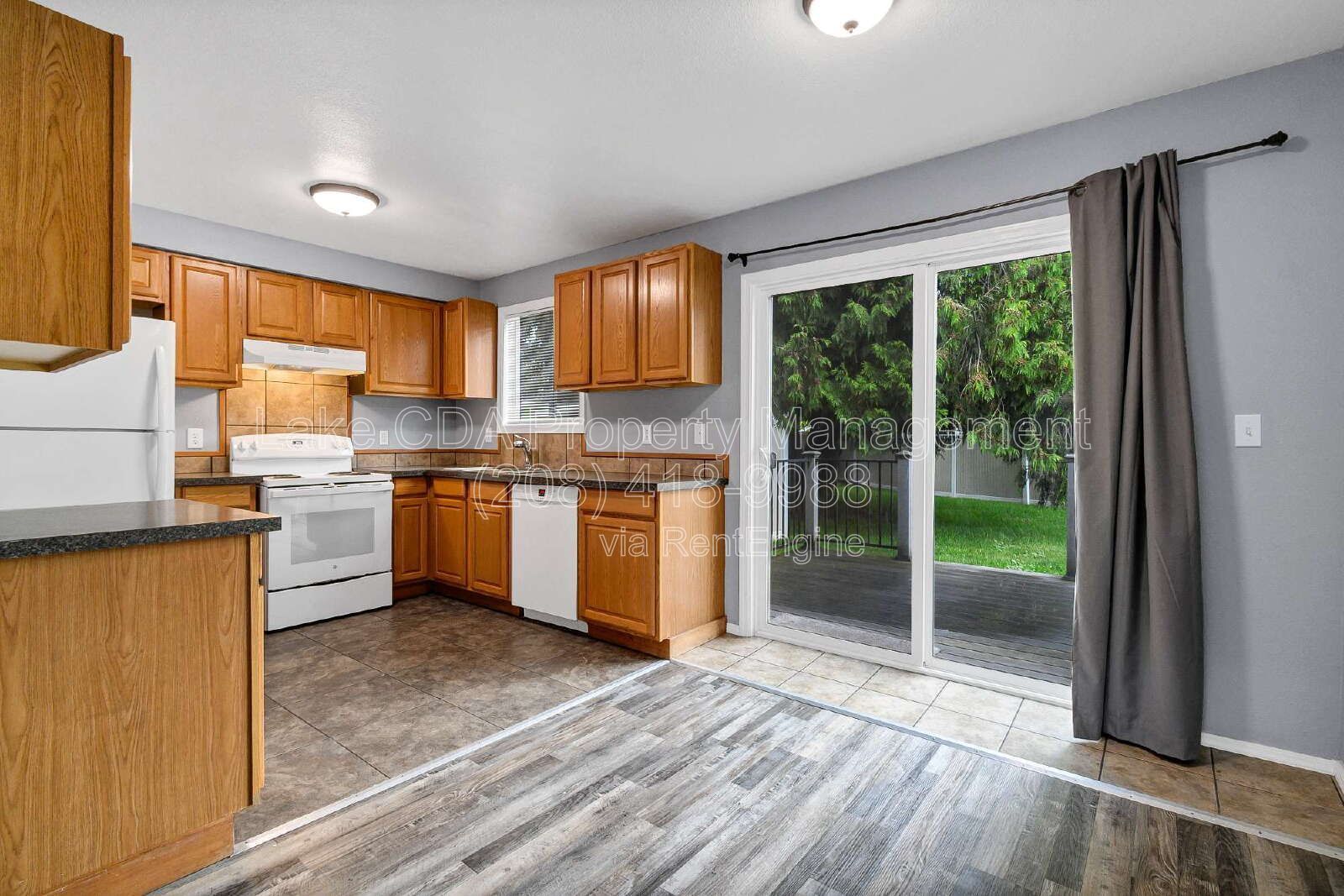 Updated 3 Bedroom Townhome-Style Apartment in Coeur d'Alene | Water, Sewer & Garbage Included property image