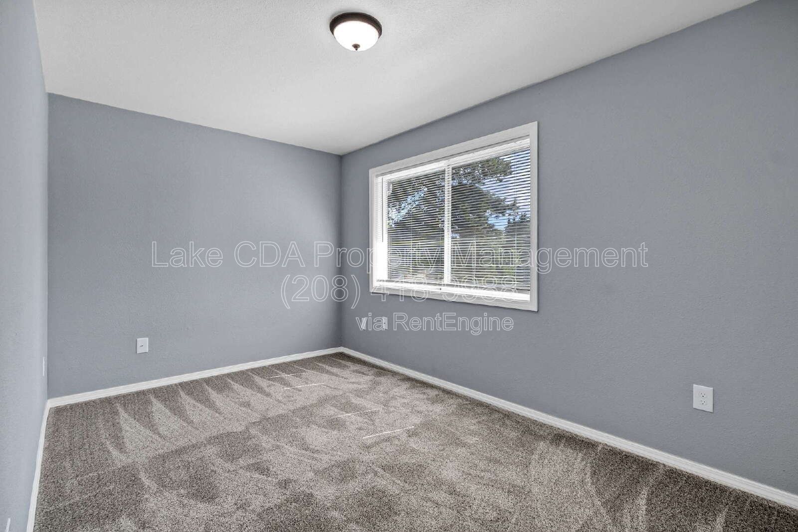 Updated 3 Bedroom Townhome-Style Apartment in Coeur d'Alene | Water, Sewer & Garbage Included property image