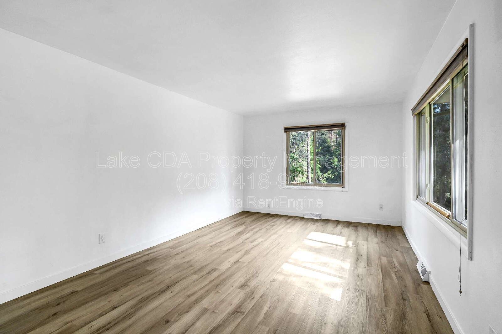 Live the North Idaho Life — Steps from Sanders Beach | 506 S 15th St, Coeur d'Alene property image