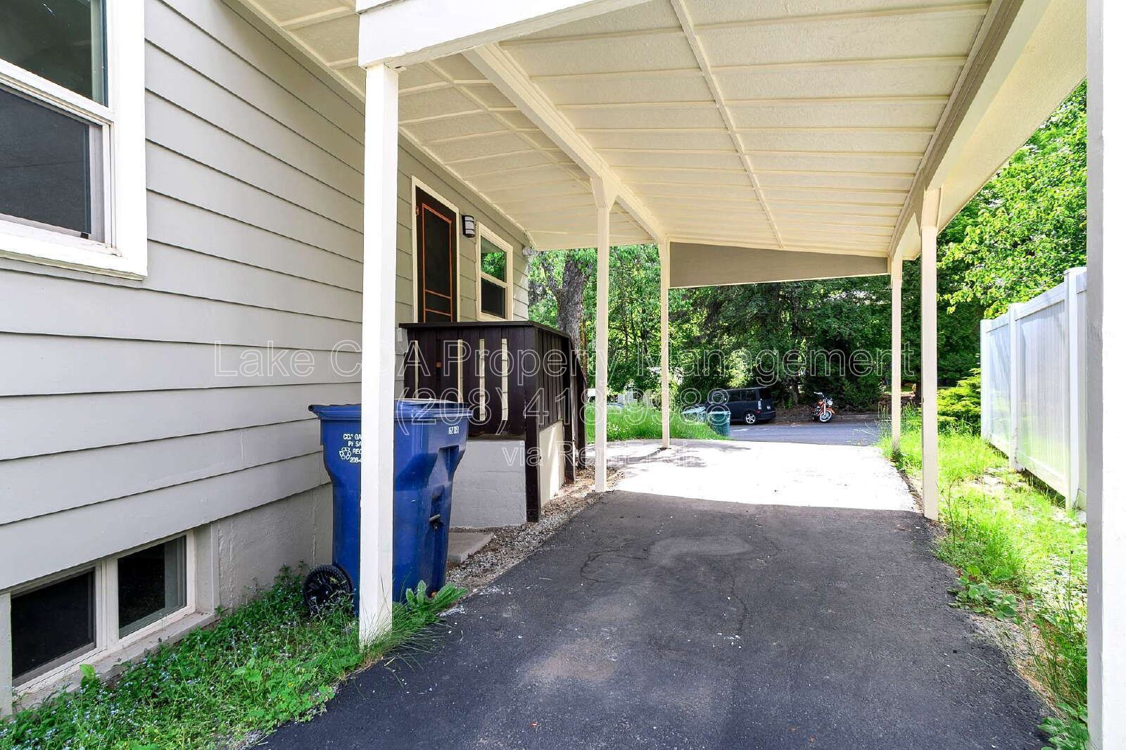Live the North Idaho Life — Steps from Sanders Beach | 506 S 15th St, Coeur d'Alene property image