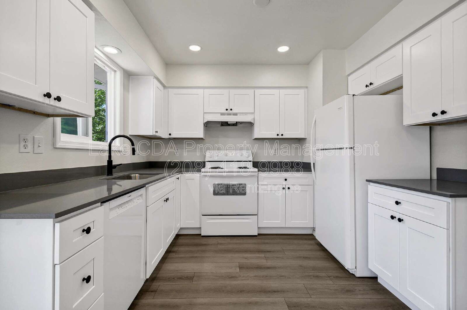 Gorgeous Remodeled 3-Bedroom Apartment Near Downtown CDA property image