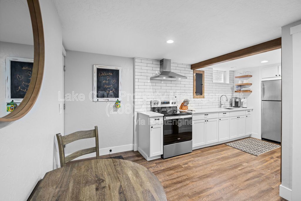 OWNER PAYS UTILITIES - Recently Updated, 2 bedroom 1 bath private basement with Garage property image