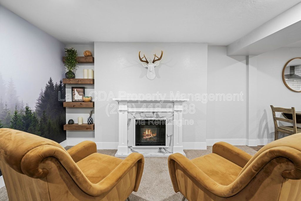 OWNER PAYS UTILITIES - Recently Updated, 2 bedroom 1 bath private basement with Garage property image