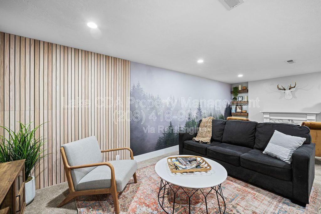 OWNER PAYS UTILITIES - Recently Updated, 2 bedroom 1 bath private basement with Garage property image